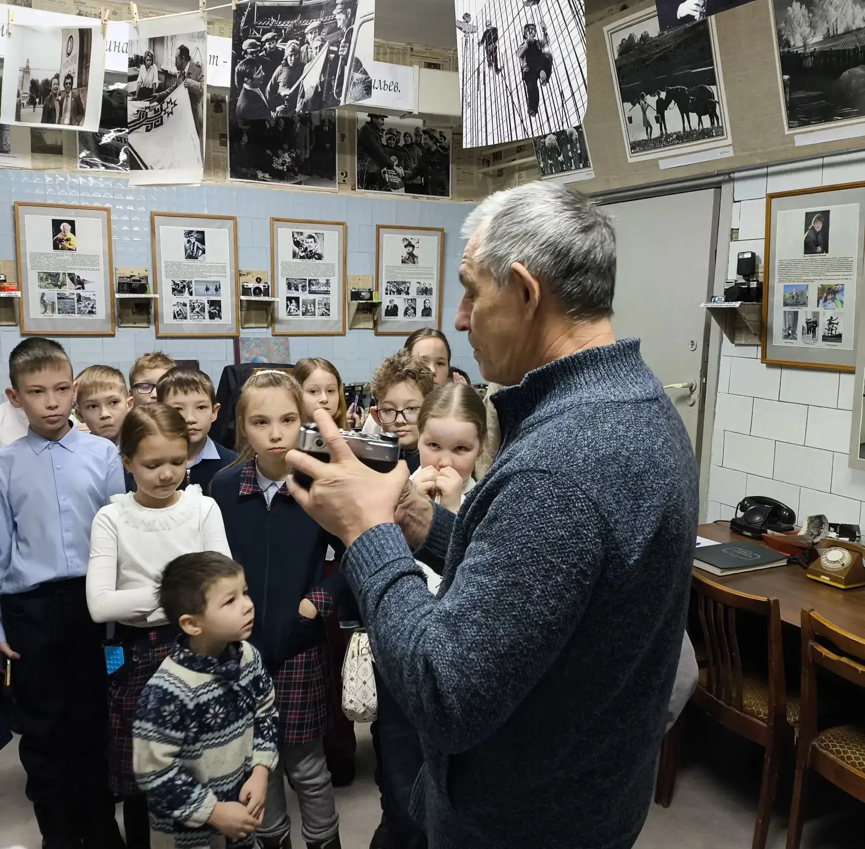 🙍‍♂️🙍‍♀️Ученики МБОУ "Кугесьская СОШ № 1" побывали на экскурсии в издательско-полиграфическом компле