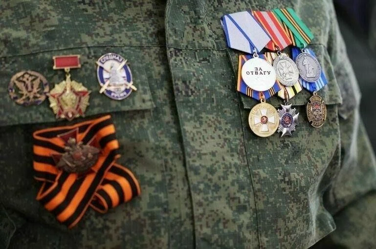 Инвалидам боевых действий сократят служебную неделю