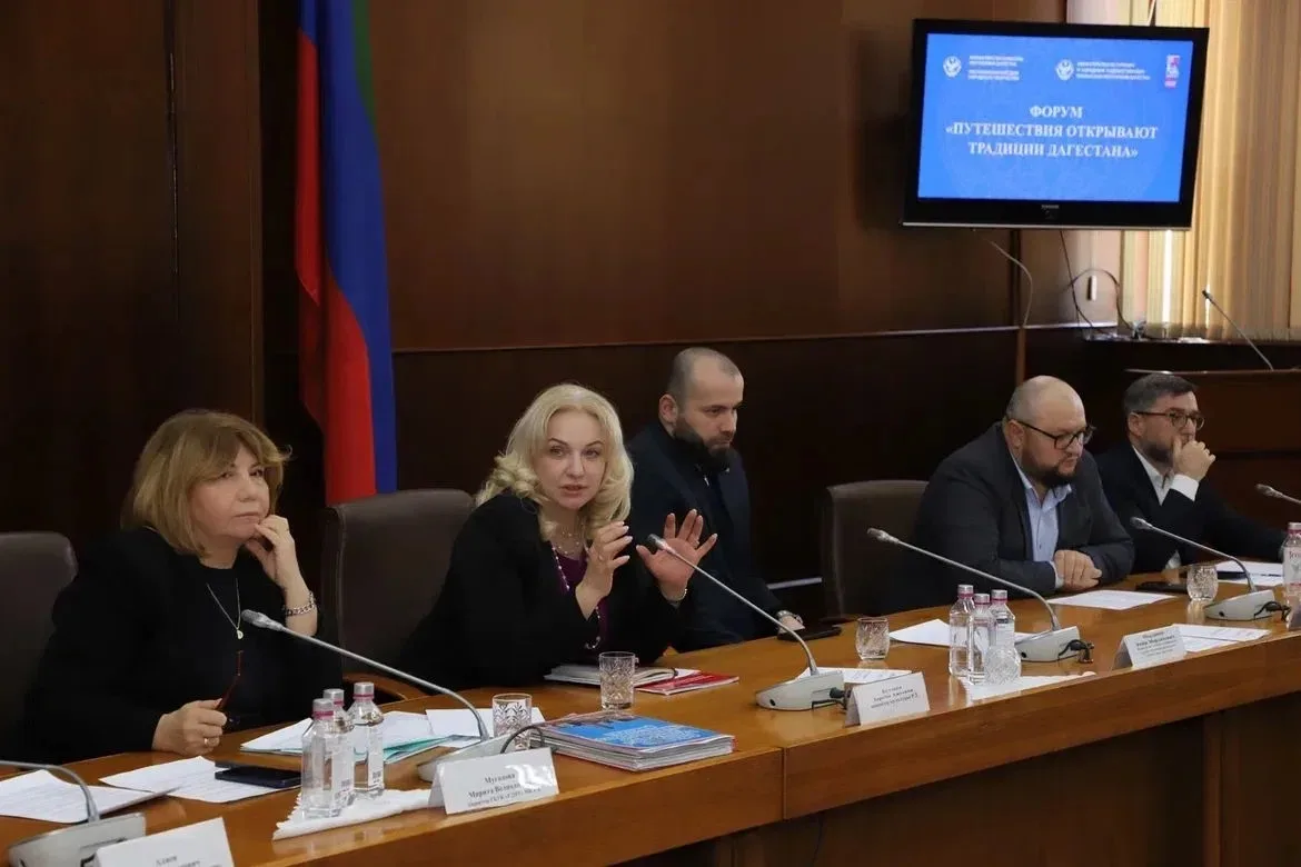 Сегодня вместе с коллегой - министром по туризму и народным художественным промыслам РД Эмином Мерда