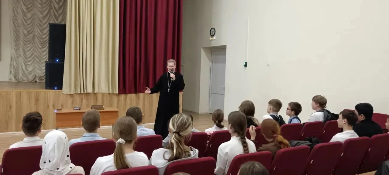 📚 Урок духовности и безопасности в 7-х классах  На этой неделе в нашей школе состоялась важная и поз
