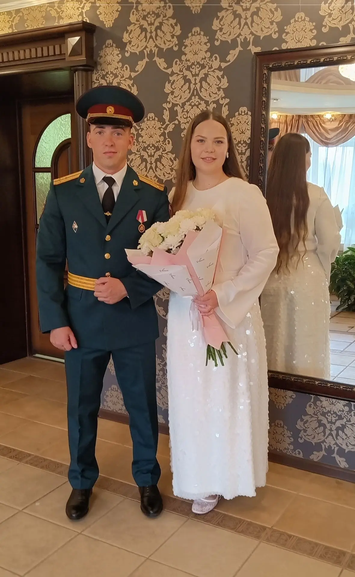 🌸 Свадьба накануне Дня семьи, любви и верности – что может быть символичнее для счастл...