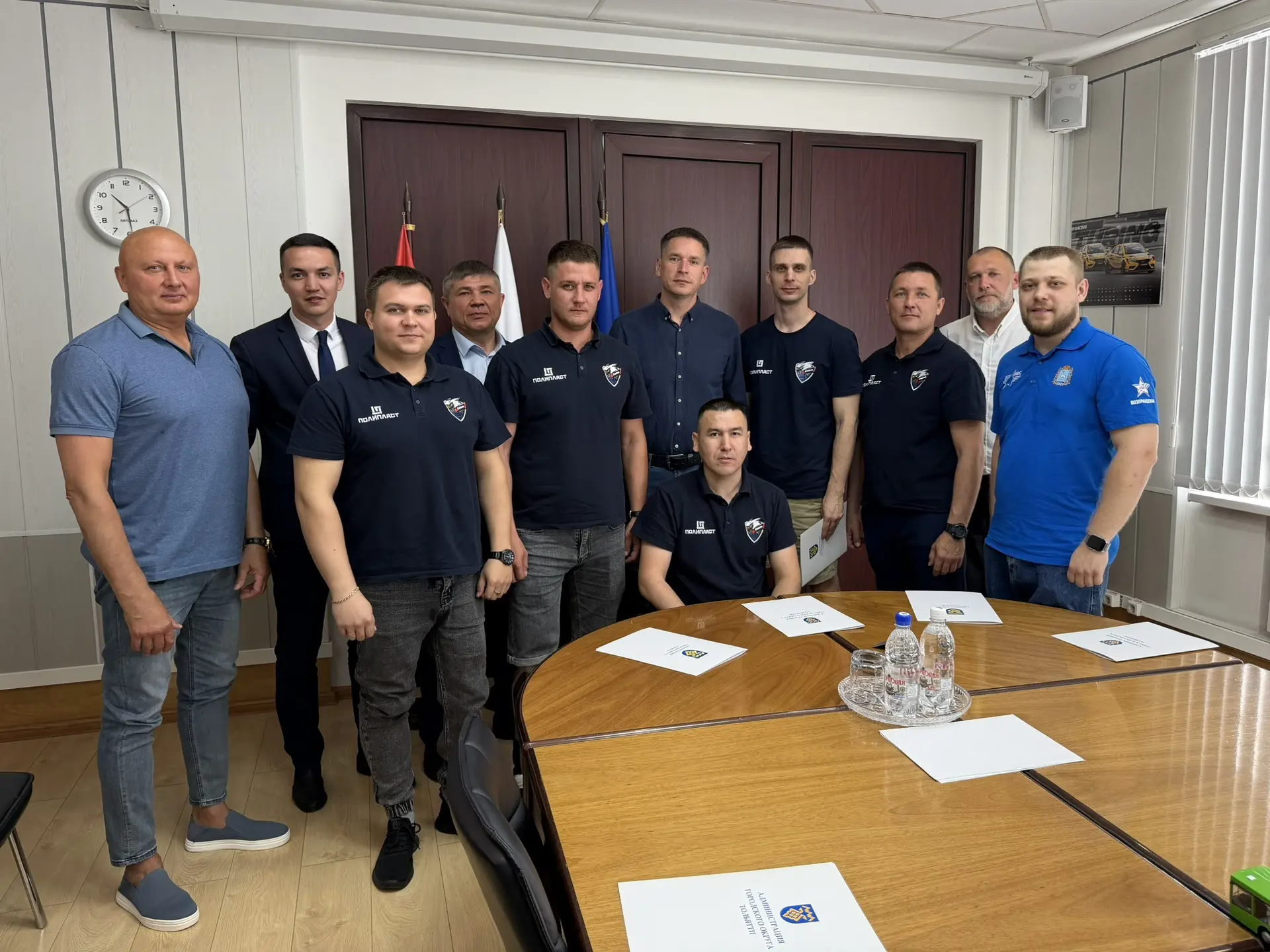 🏒🏆Сегодня встретился с нашей гордостью — участниками Ассоциации ветеранов СВО Самарск...