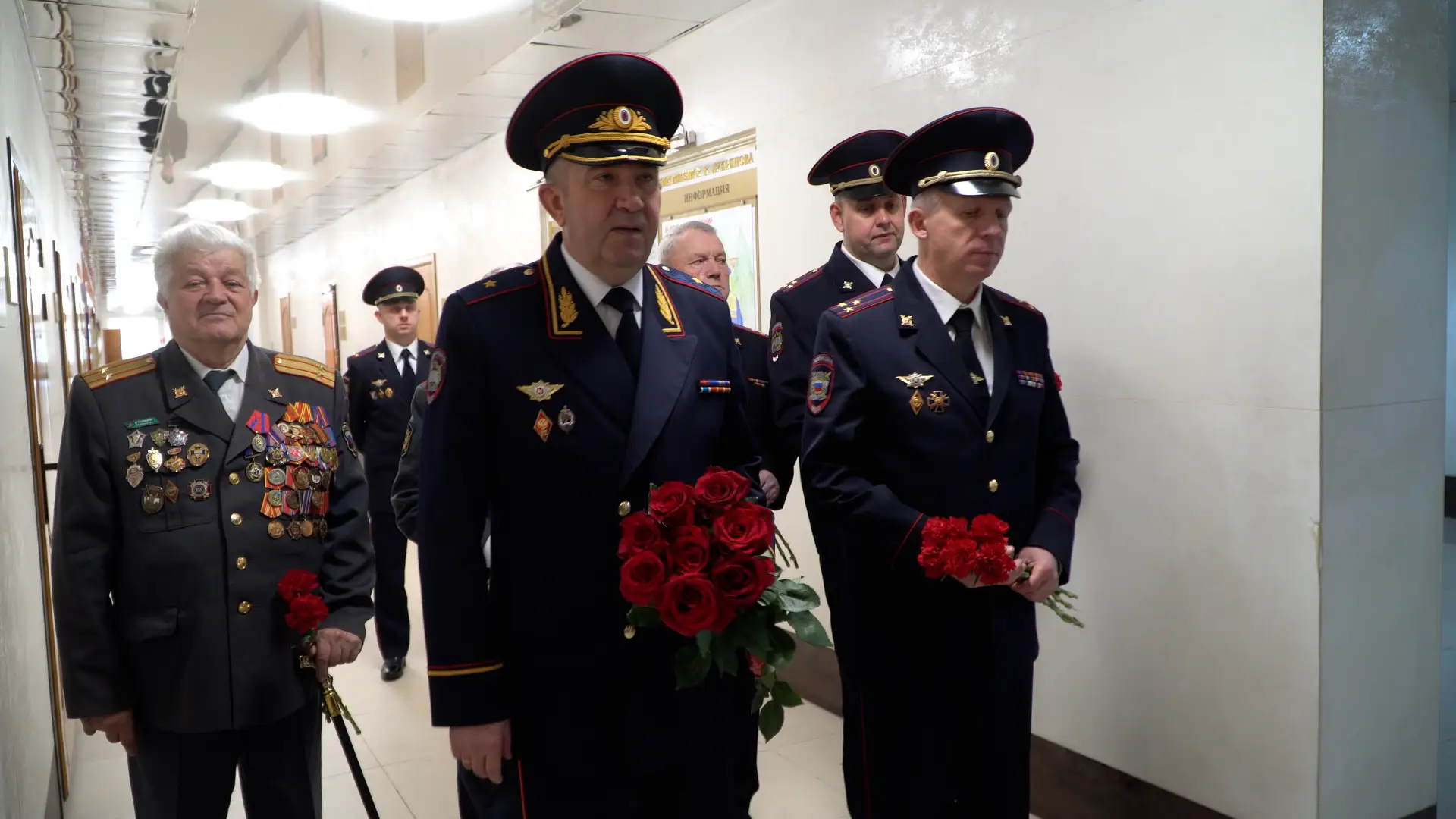 ⭐️ Состоялась церемония возложения цветов к бюсту В.В. Лукьянова  🗓 20 апреля, в рамках мероприятий 