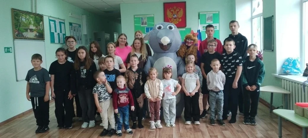 1 июня- Международный день защиты детей. Артисты РДК провели в нашей школе увлекательное мероприятие
