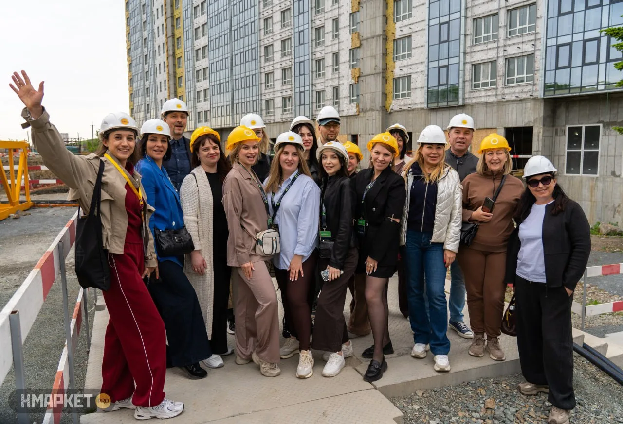 Форум недвижимости прошел, воспоминания остались. 

И я чётко скажу: такие мероприятия обязательны к