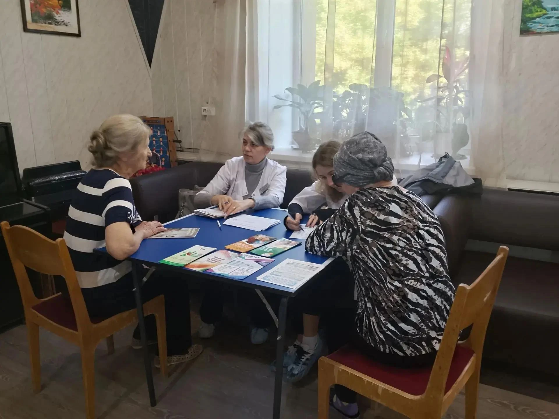 В рамках Декады пожилого человека, в отделении социальной реабилитации центра «Надежда»...