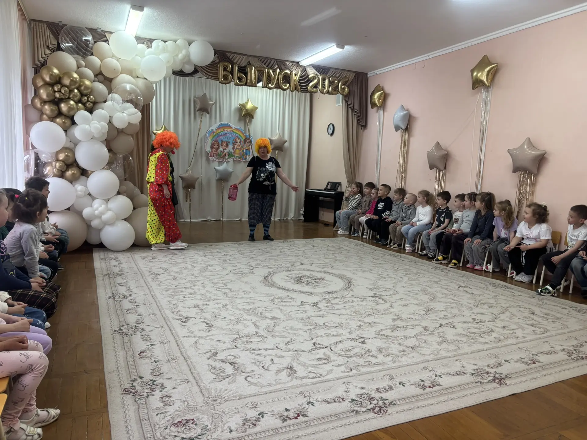 🌧️ За окном дождь и прохлада, но в нашем детском саду царило настоящее лето — яркое, весёлое и полн