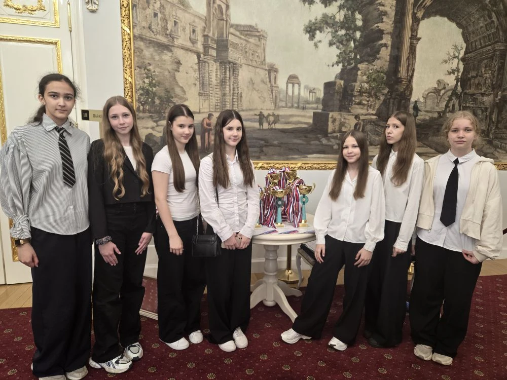 Сегодня команда 6А класса, представлявшая Калининский район на Региональном этапе соревнований "През