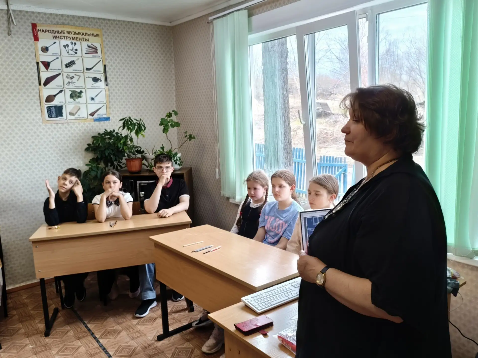 21 мая в Ключах на отделении изобразительного искусства прошло собрание по итогам года.
