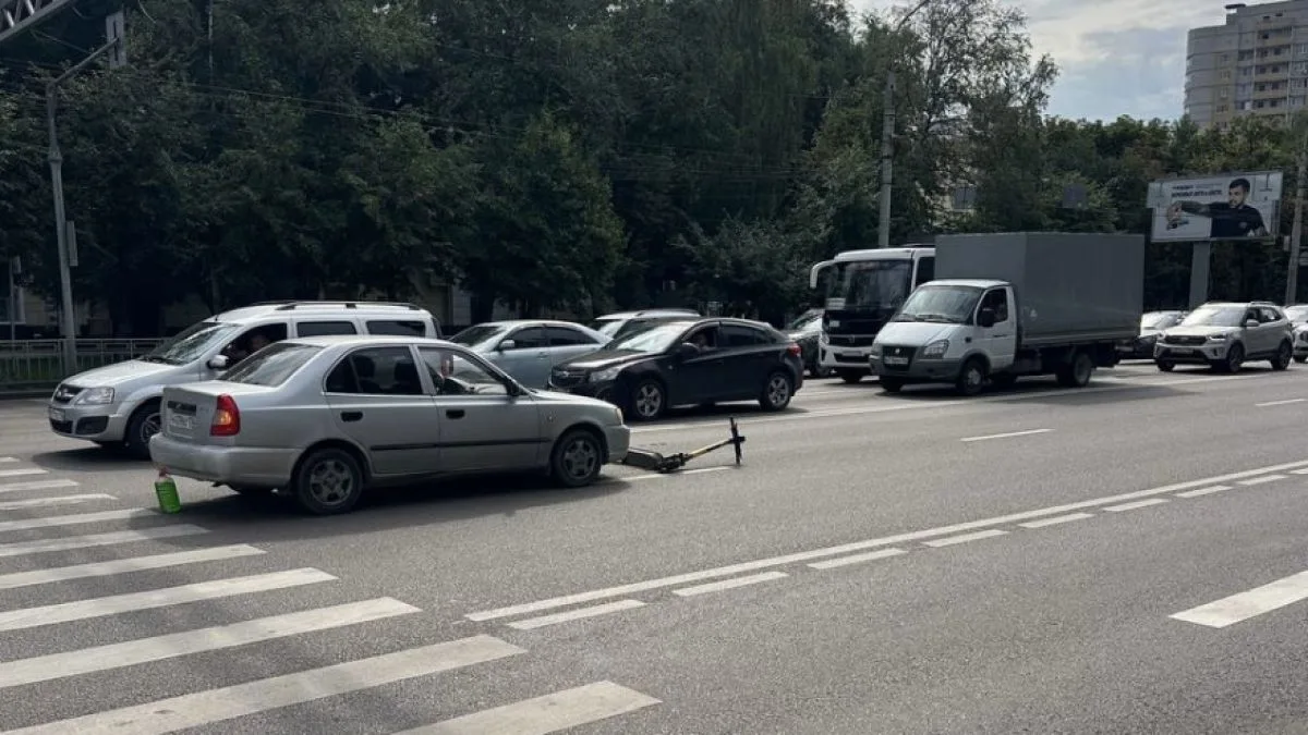 Электросамокатчик получил травмы после ДТП на Московском проспекте
https://voronezhnews.ru/fn_191495