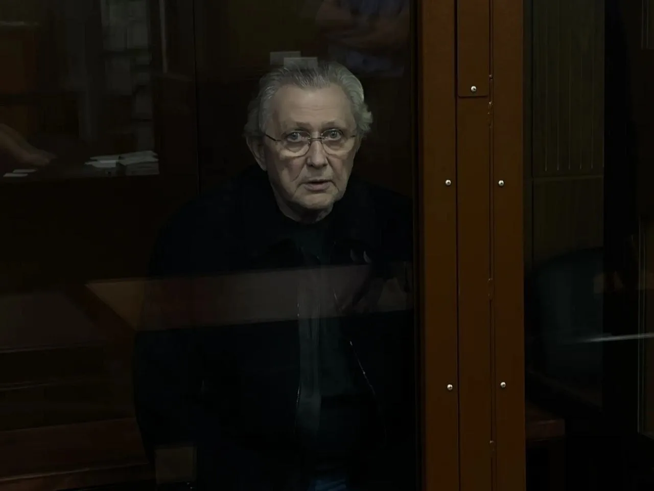 Илью Трабера арестовал Басманный суд Москвы на два месяца. Его обвиняют по делу о заказ...