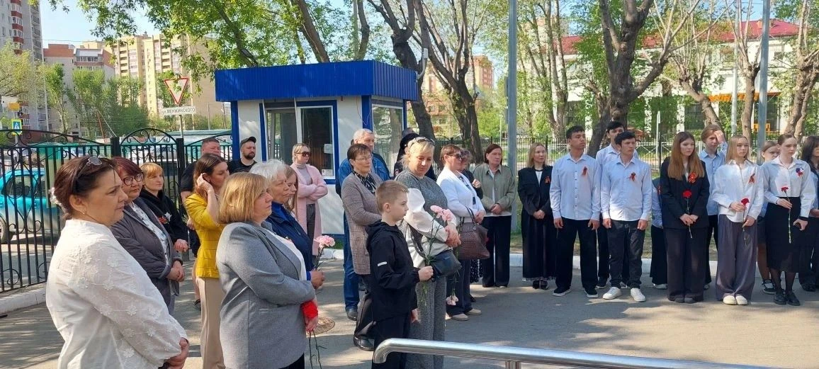 Два имени, два героя, два подвига: память навсегда  8 мая, в канун Дня Победы, в школе № 9 состоялос