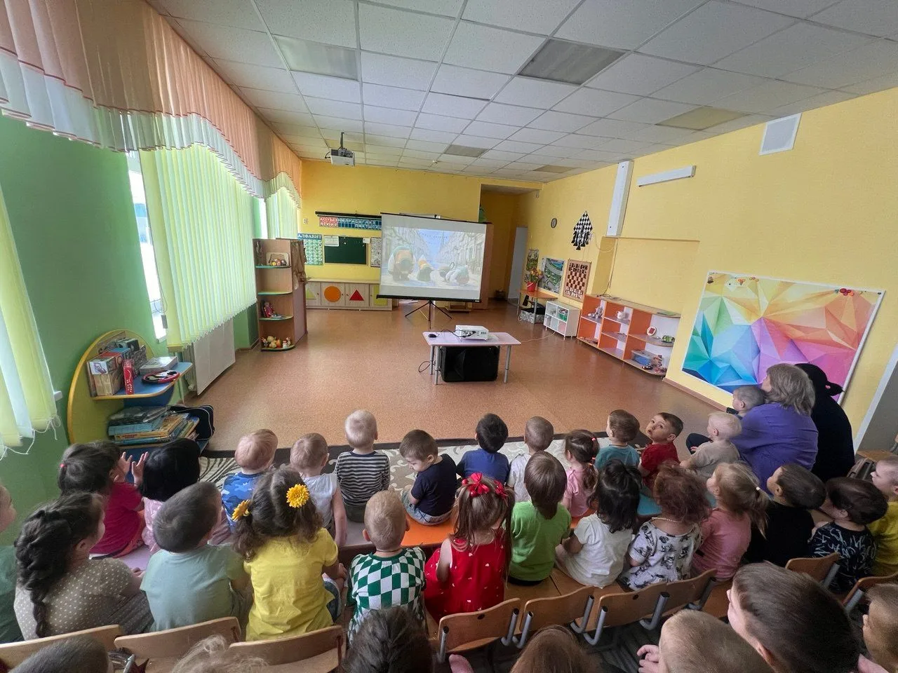 Кино для всей семьи: поддерживаем наших защитников 📽