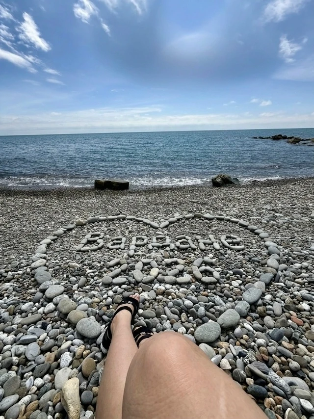 #СОЧИ #ВАРДАНЕ Львовский переулок, 1А.  У нас всё включено (All Inclusive):  • 🍽 4-разовое питание «