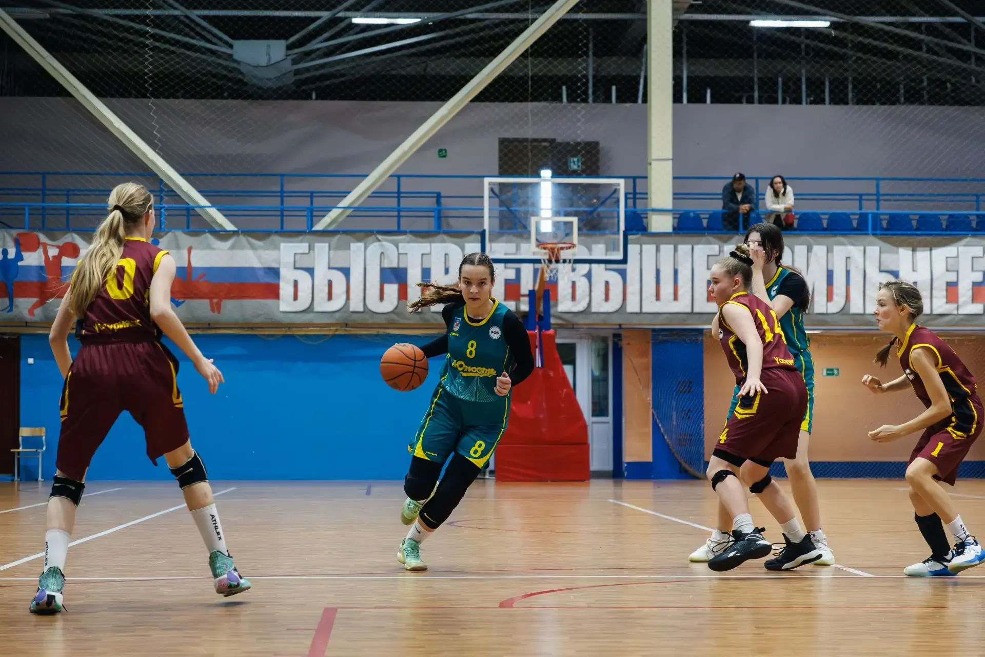 🥈 Наши девчонки — призёры первенства края по баскетболу!  С 20 по 23 апреля в городе Артёме проходил