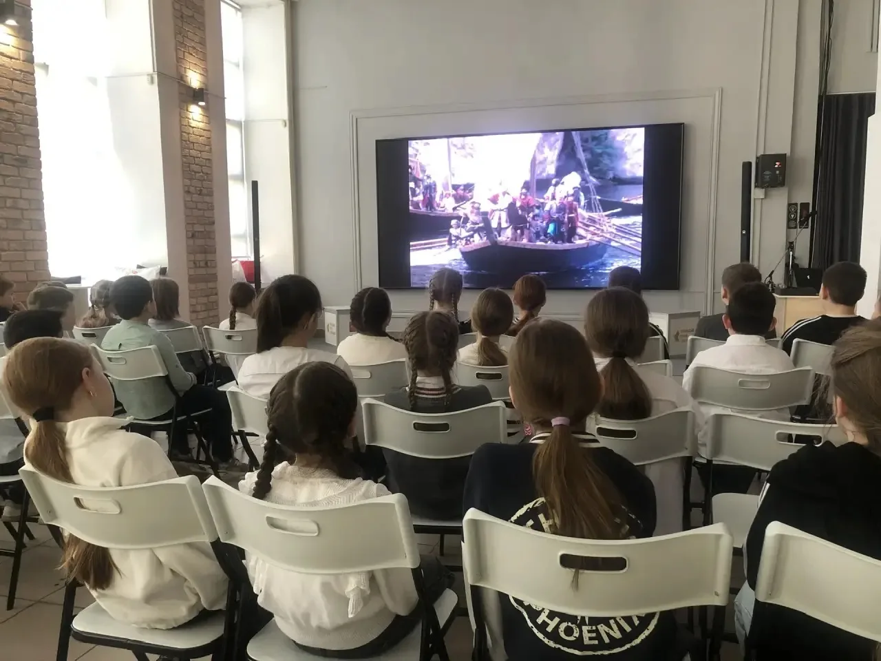 Курганская область   Сегодня ученики 2г класса вместе с классным руководителем Загребельной Е. Н. по