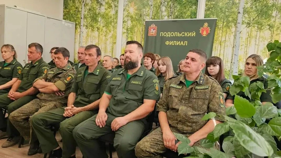 Более 450 га: в Подольском лесничестве идут плановые лесохозяйственные работы
Глава Комлесхоза прове