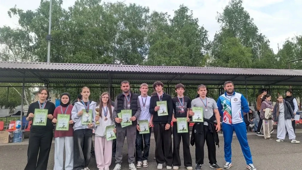 🏃‍♂️🏆 13 мая 2026 года на базе МБОУ «СОШ №2 г. Усть-Джегуты» прошло первенство Усть-Д...