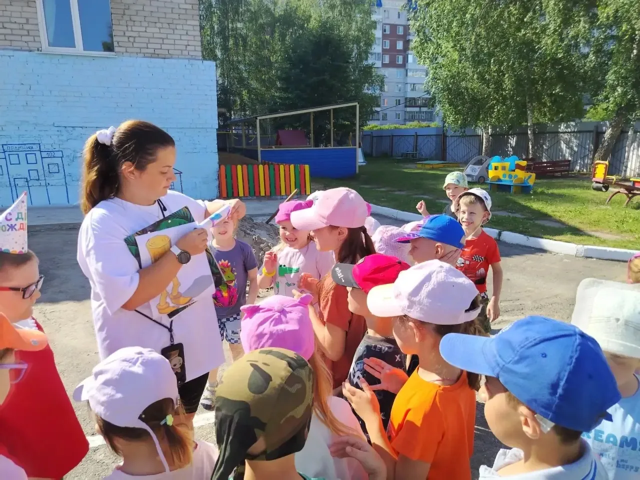 «В поисках сказочных сокровищ: приключение с Буратино»

✨ Неделя сказок в нашем саду завершилась ярк