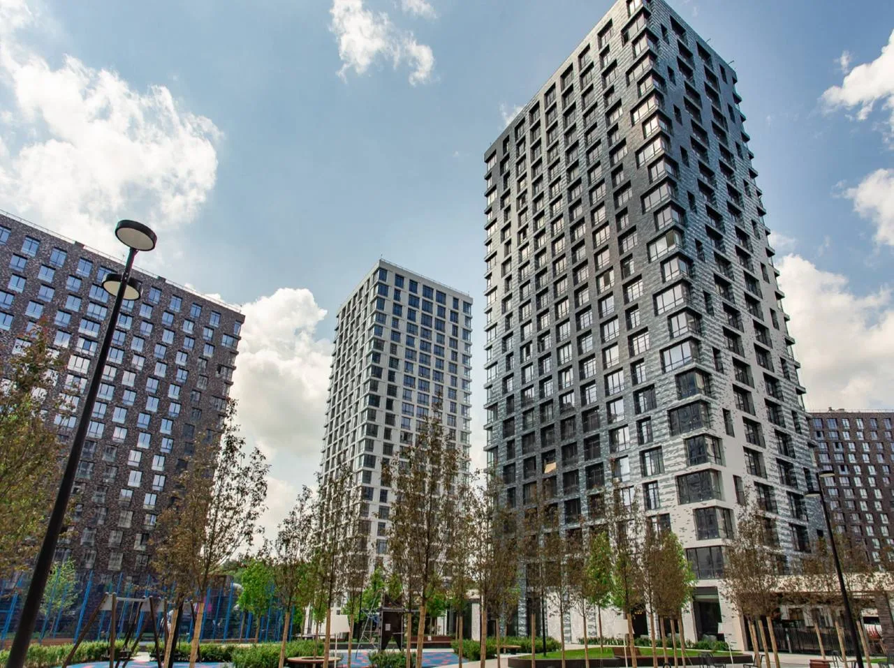 🏢 Квартиры в массовых новостройках Москвы подорожали почти на треть