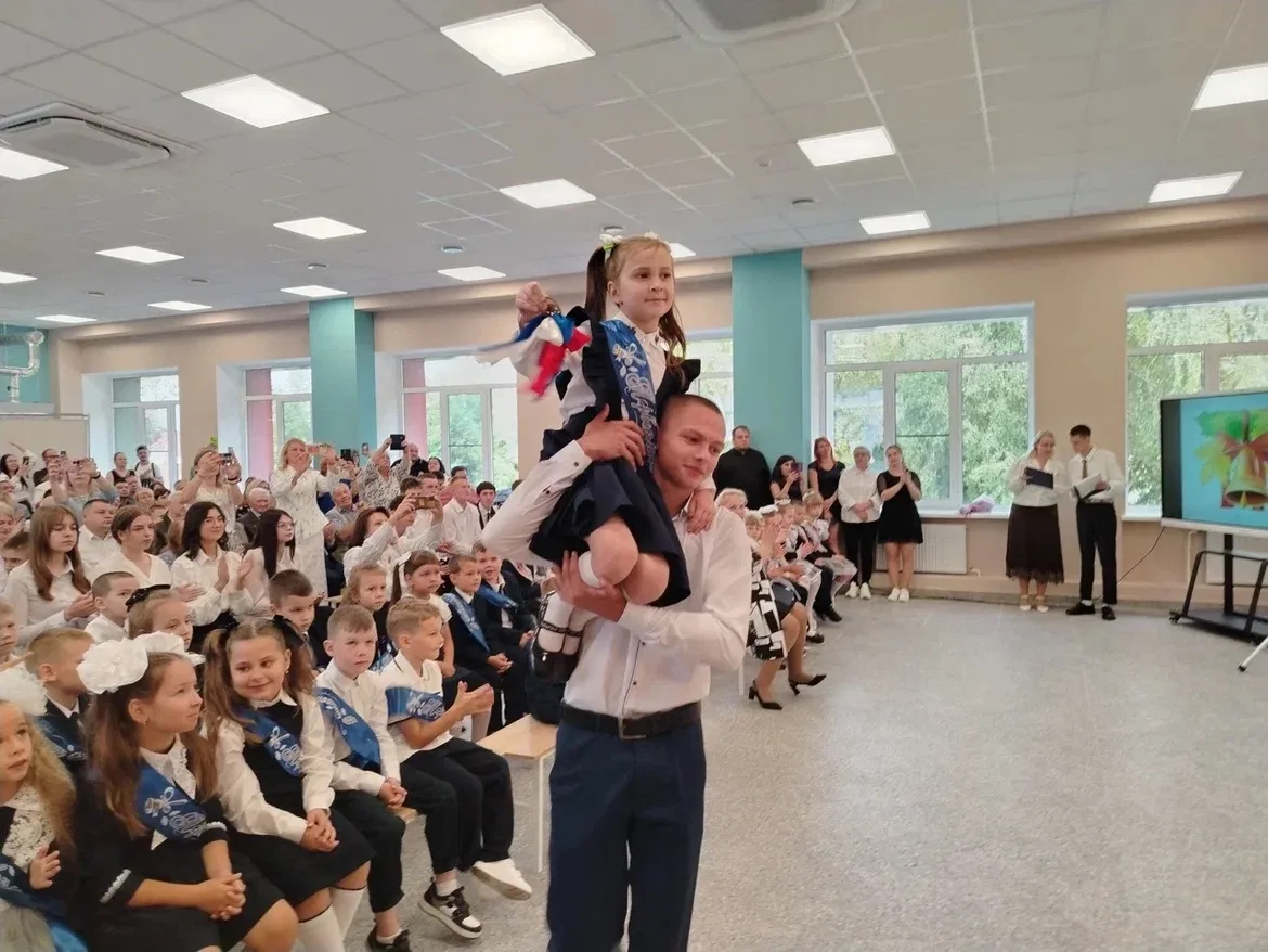 КАШИРА. Принял участие в торжественном мероприятии, посвящённом Дню знаний и открытию п...