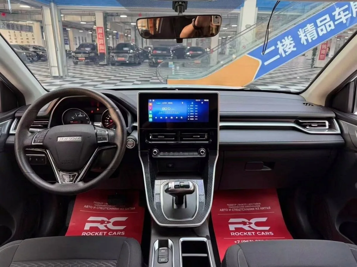 🚗 Haval M6 PLUS Elite Smart-Connected Edition