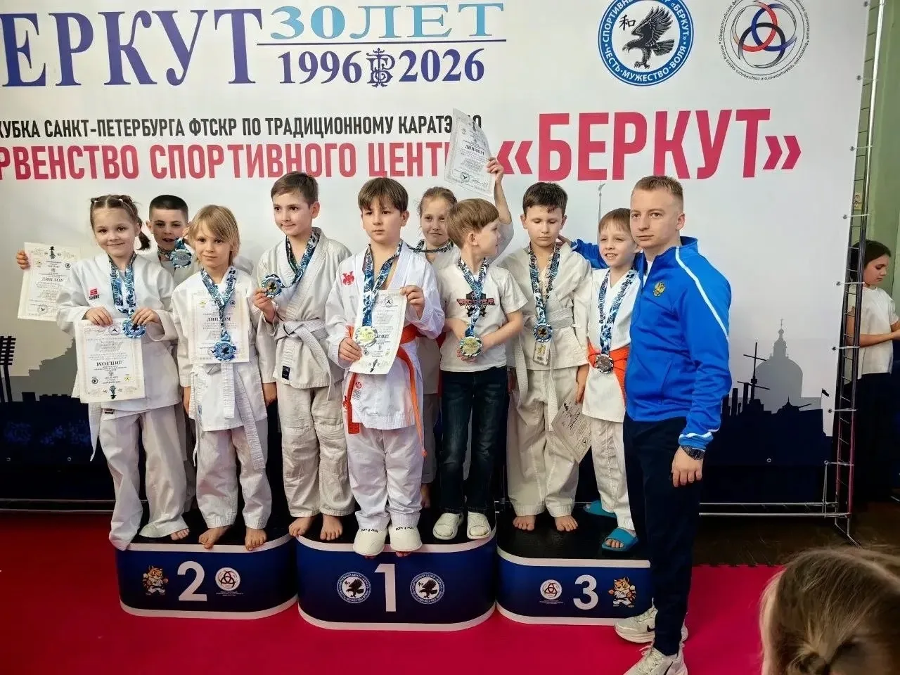 22 марта на базе ГБОУ СОШ № 301 прошёл турнир по карате «Цветные пояса». Наши спортсмены продемонстр
