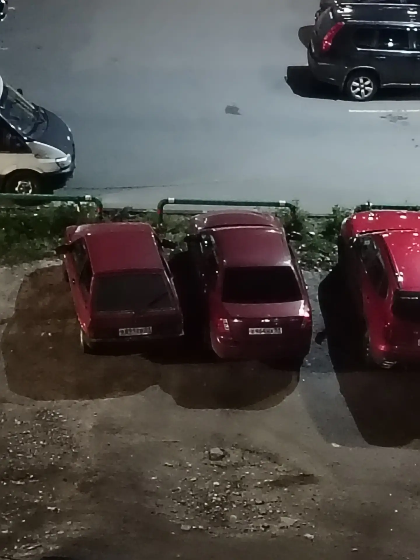 Мастер парковки🙄без слов....