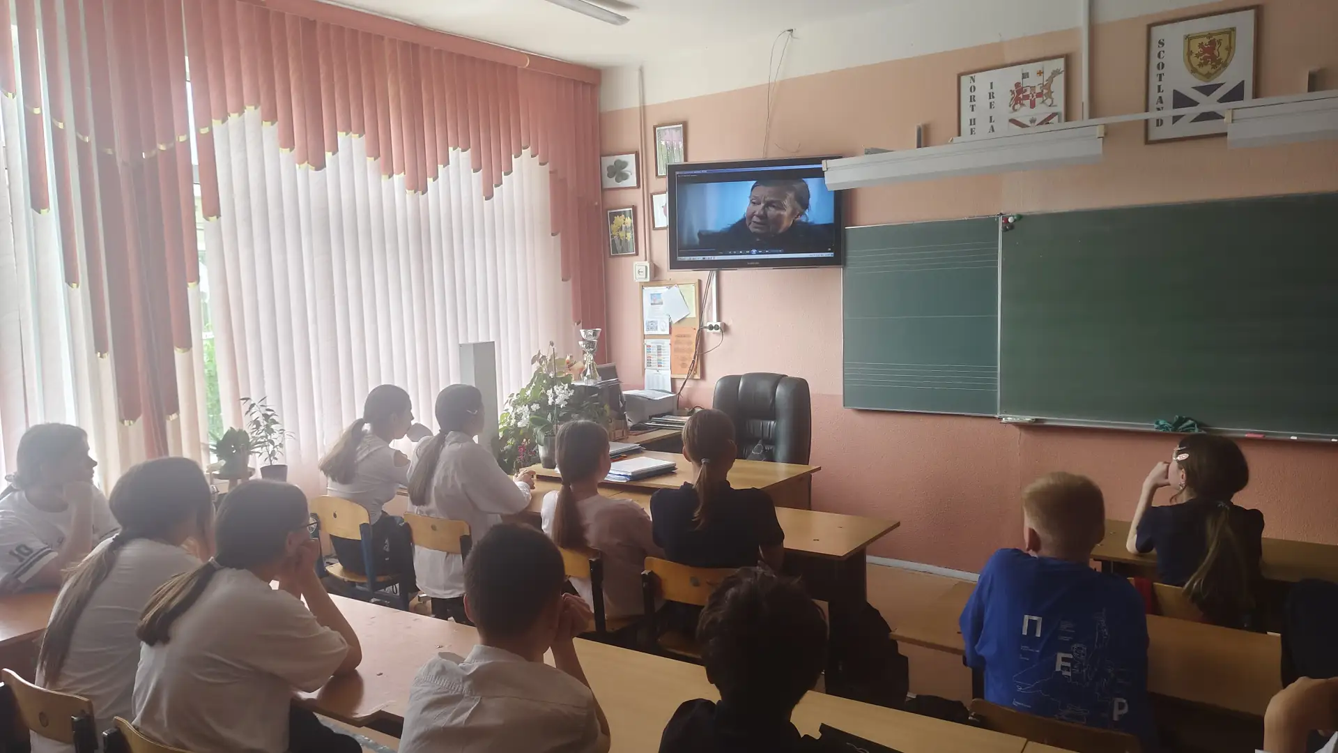 👉Фильм «Думать тишину» переносит зрителей в тяжелые дни блокады Ленинграда, рассказывает о судьбах д