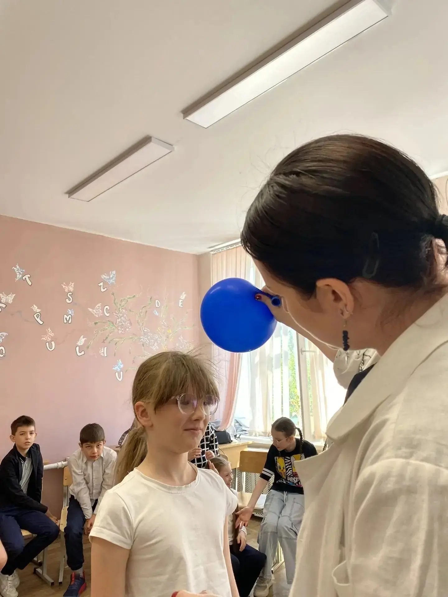 🎉 Учебный год в 3 «Г» завершился ярко — с мастер‑классом по физике! 🎉    Вчера наш 3 «Г» класс поста