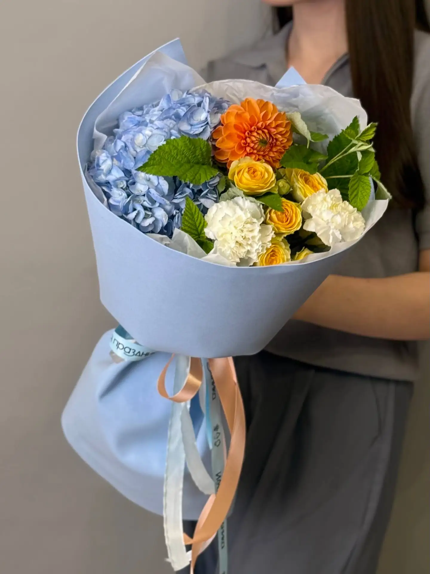 Яркие букеты с георгинами 🧡