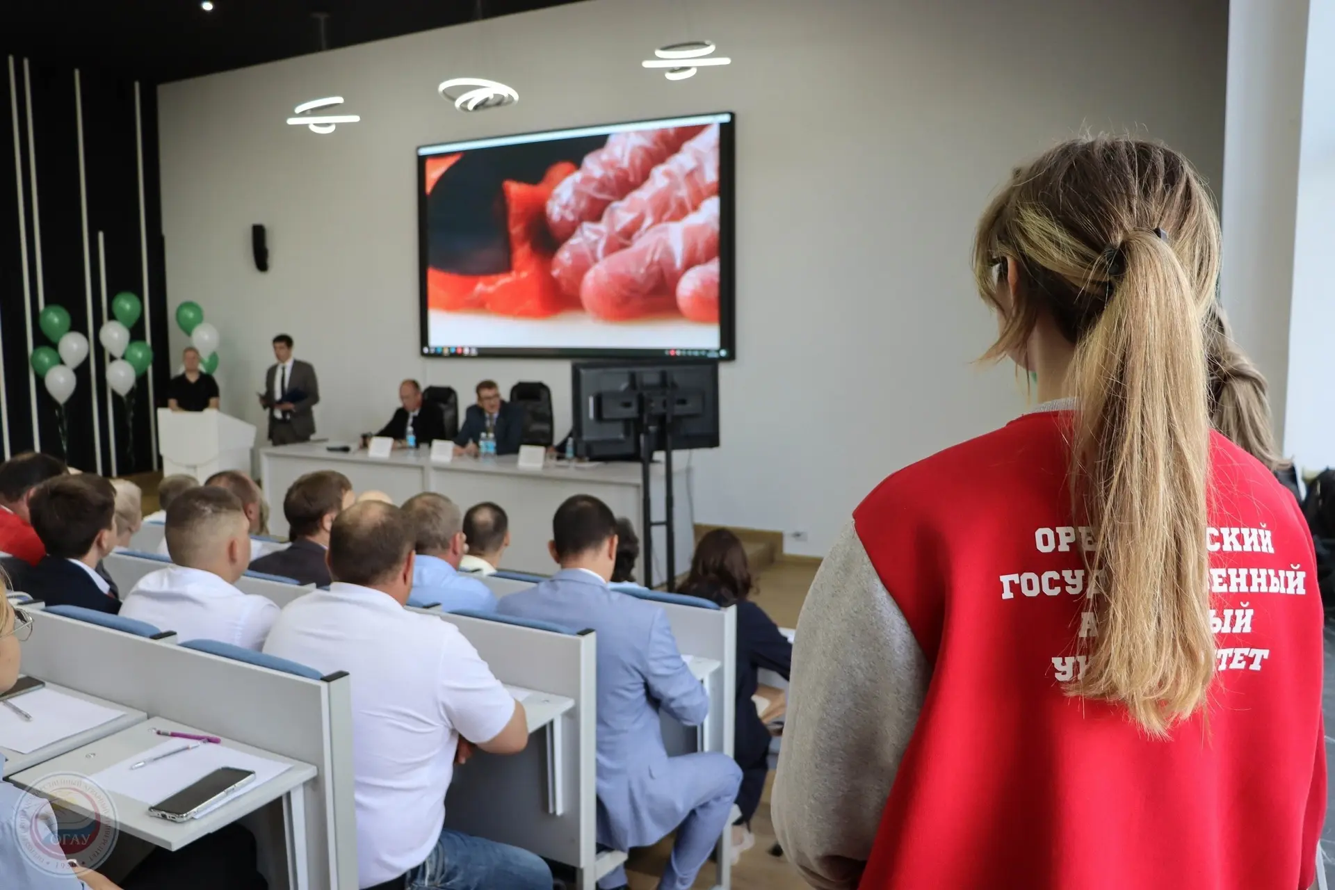 🚀 На базе ОГАУ состоялся II Всероссийский Агродиктант!

Пока участники проверяли свои знания в сфер