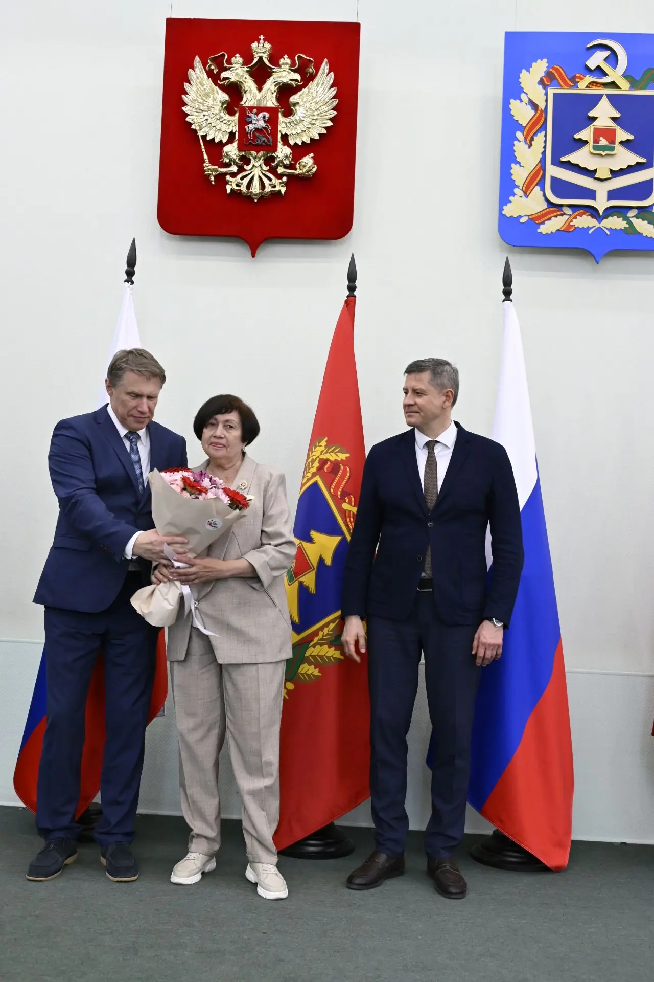 🏆26 медицинских работников Брянской области получили государственные, ведомственные и ...