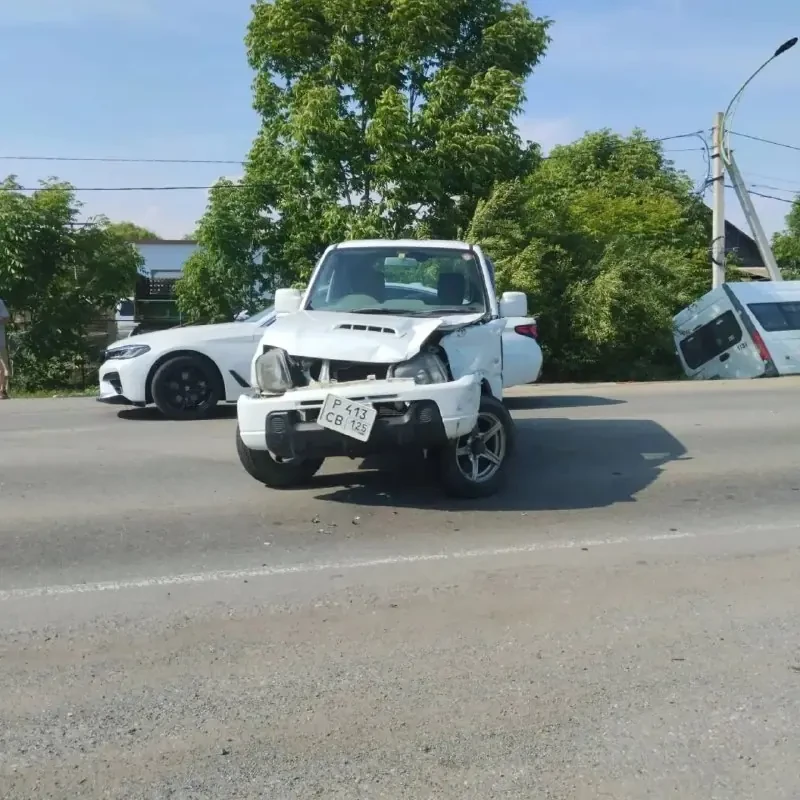 Автобус столкнулся с легковушкой в селе Екатериновка Приморья

🚒 В селе Екатериновка Партизанского 