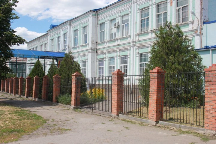 Любимой и единственной гимназии Красносулинского района - 115 лет!