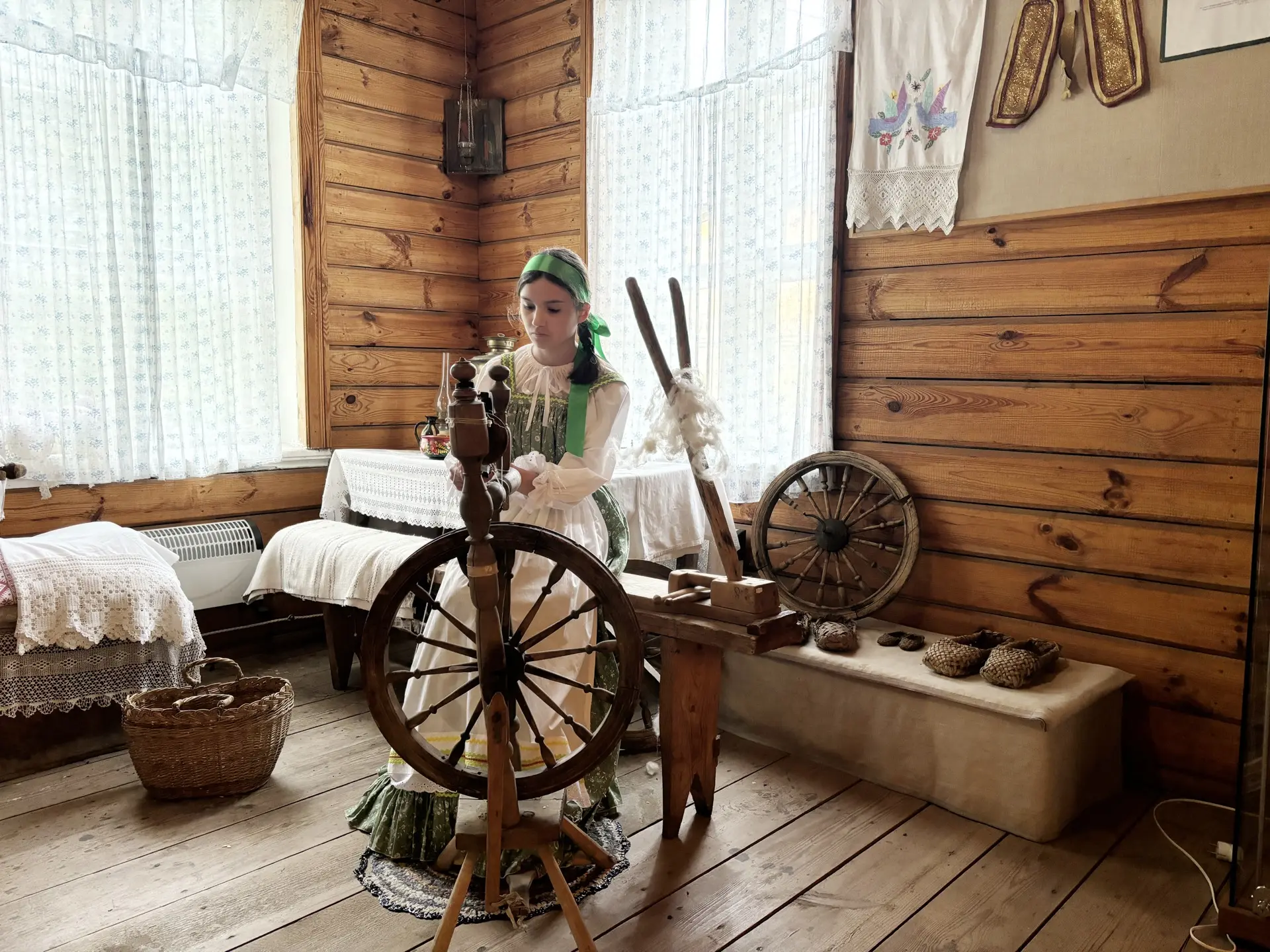 👉 Представьте: старинная усадьба, самовар, аромат травяного чая и народные ремёсла. Эт...