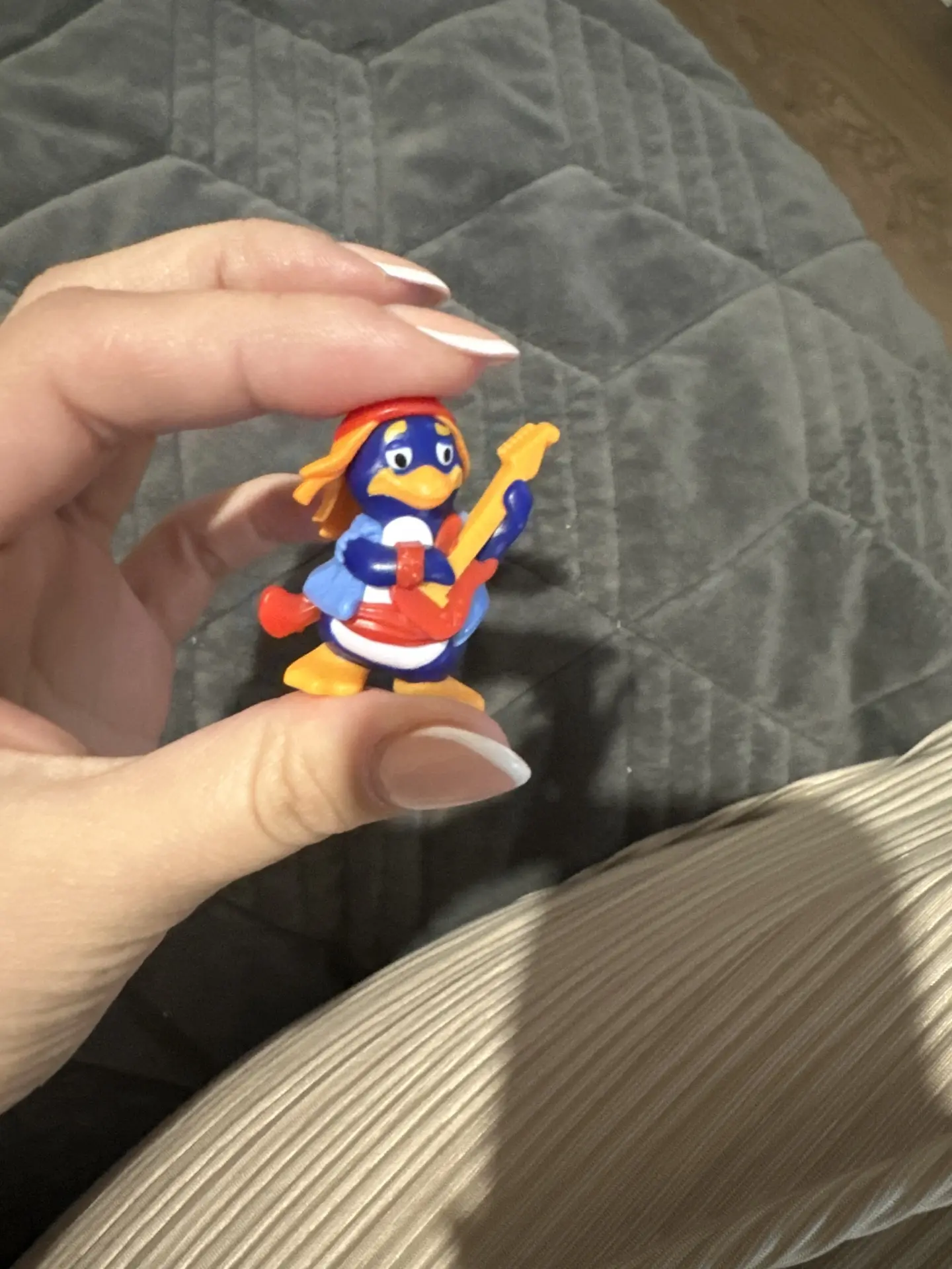 Сегодня попалась вот такая игрушка в киндере 🥹