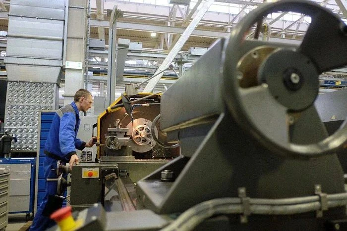 Более 40 тысяч специалистов в Кировской области отмечают профессиональный праздник — Де...