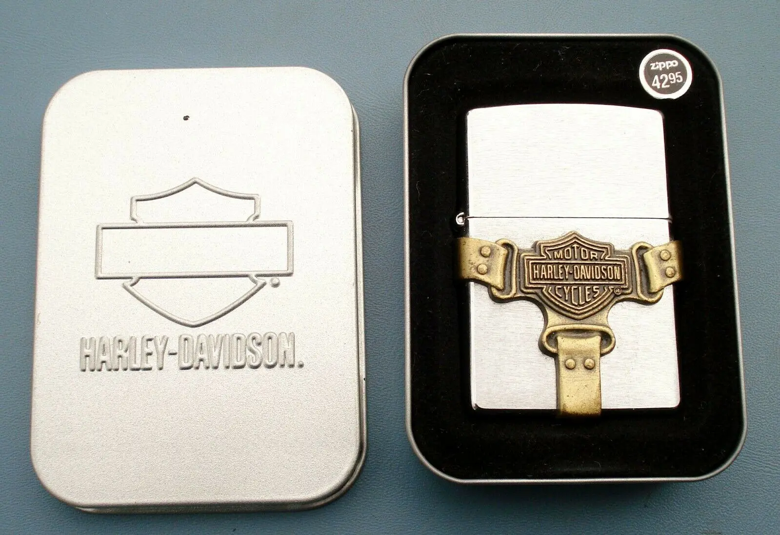 Zippo Harley-Davidson.