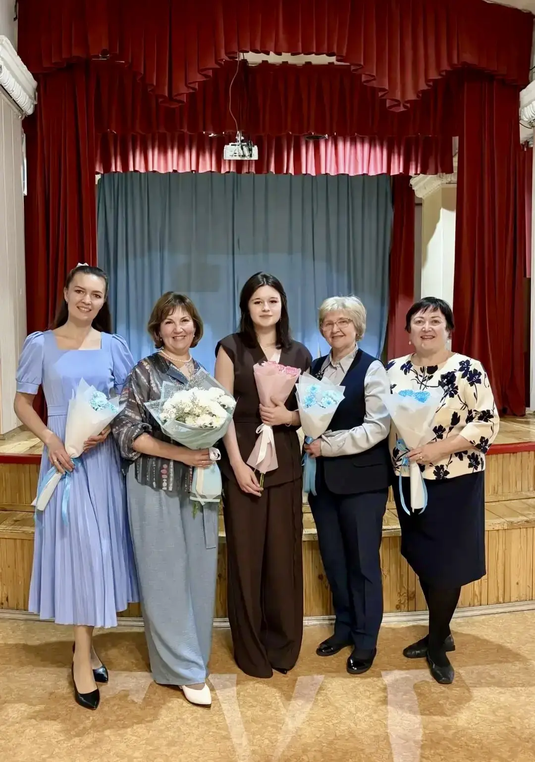 💛Мы поздравляем Анастасию Попову, выпускницу вокально-хоровой студии "Радость" 2026 го...