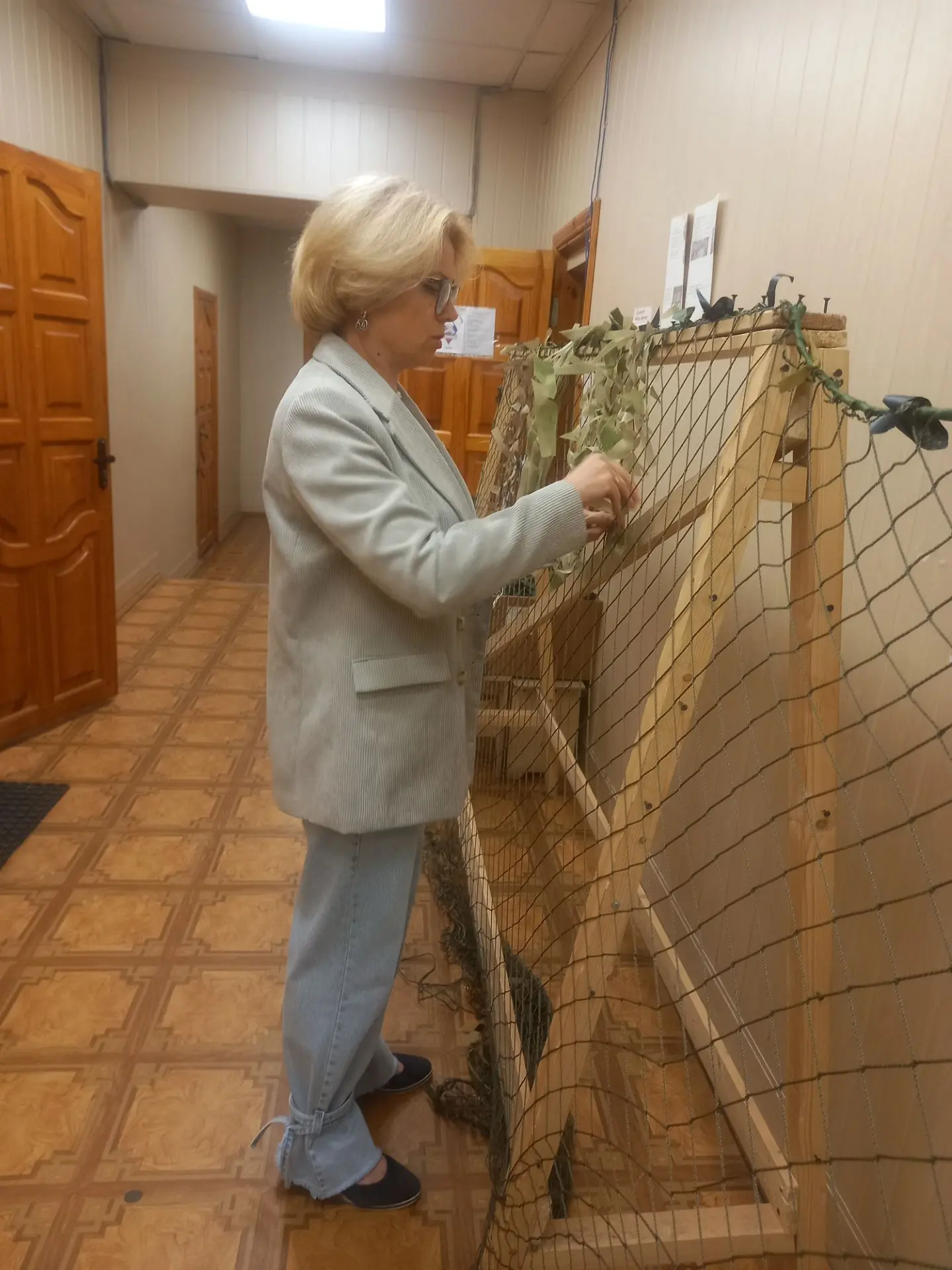Нееееет.... день продолжается. Наташа прибежала поплести сеточку!!!! Спасибо родная!!!!❤️