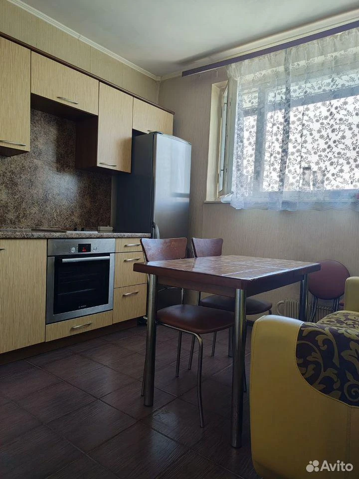Сдам без посредников: 1-комнатная квартира, 39м²