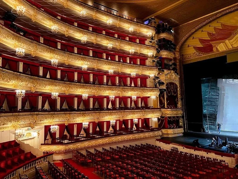 🎭 В Большом театре сегодня в 20:00 стартуют продажи билетов по специальным ценам
