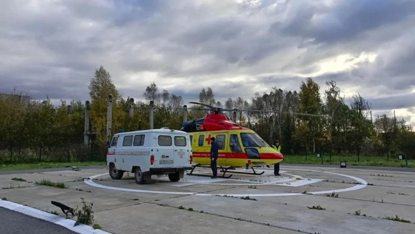Вертолет санавиации срочно доставил в Чебоксары 57-летнего пациента на грани инфаркта