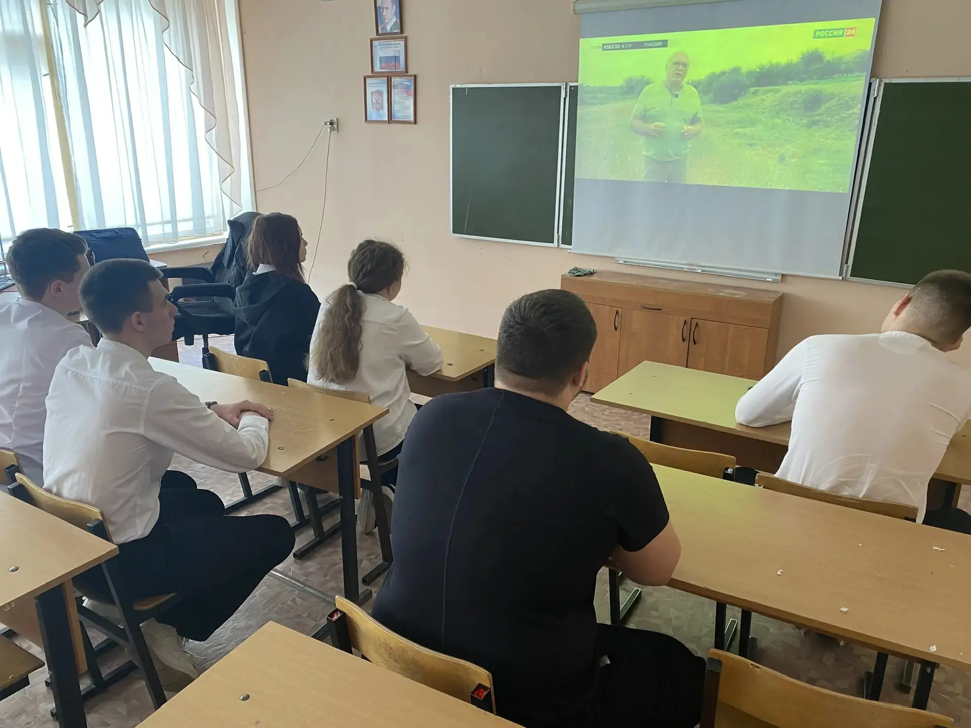 20 апреля для обучающихся 11 класса прошел кинолекторий «Берлинка. Дорога на крови. Воронежская обла