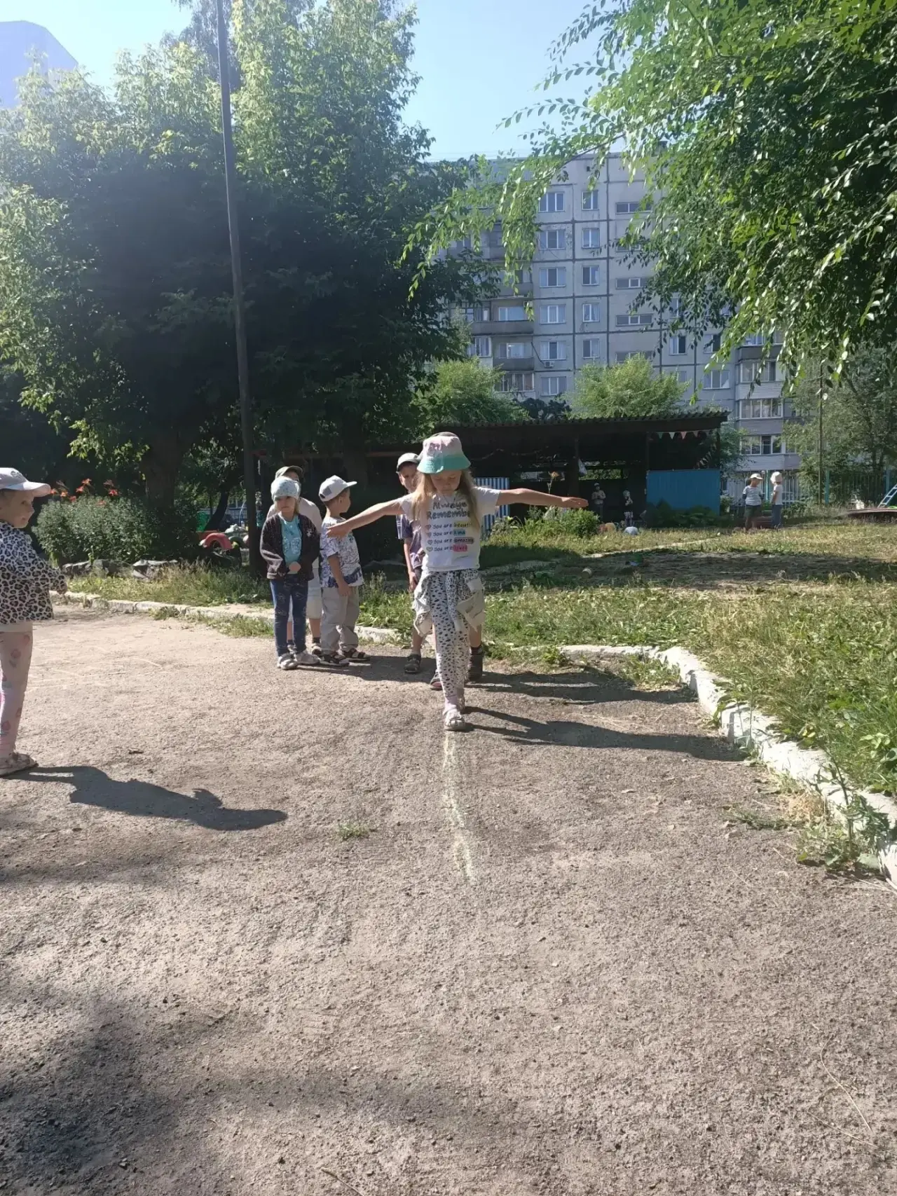 Доброе утро ☀️ участники  канала детского сада №459 с началом новой рабочей недели! 🌟📚

Уважаемые 