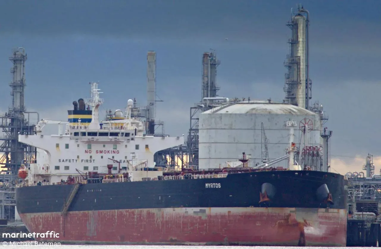 Великобритания задержала в Ла-Манше нефтяной танкер из "теневого флота" России.

🔸О спецоперации пр