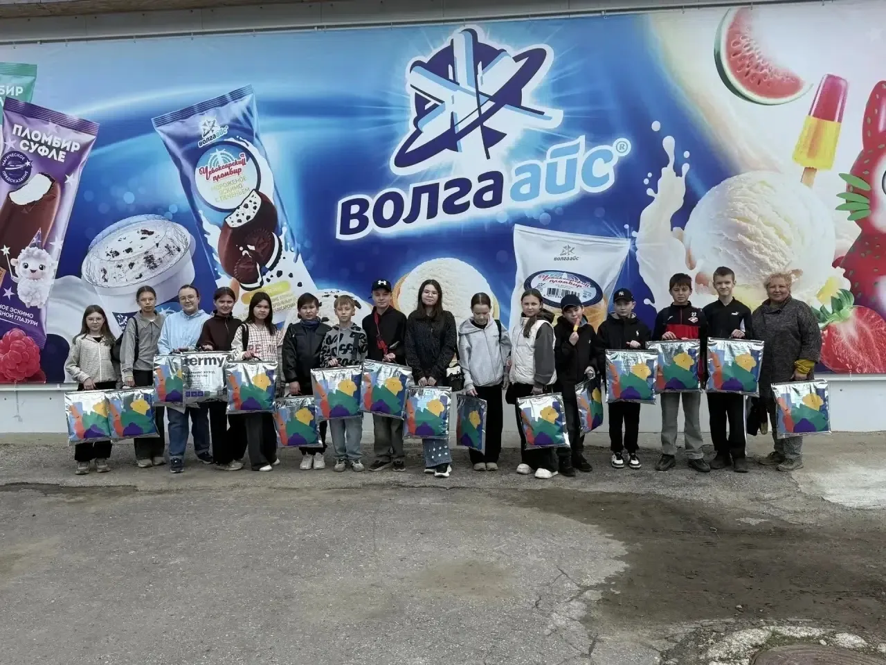 🍦Обучающиеся 5л класса побывали на увлекательной экскурсии на предприятии «Волга Айс», где производ