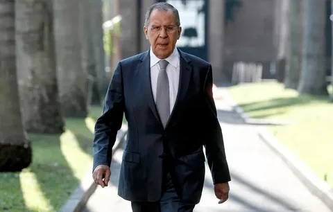 🇷🇺🇪🇺 Лавров — западному журналисту: Россия не ведёт "гибридную скрытую войну против...