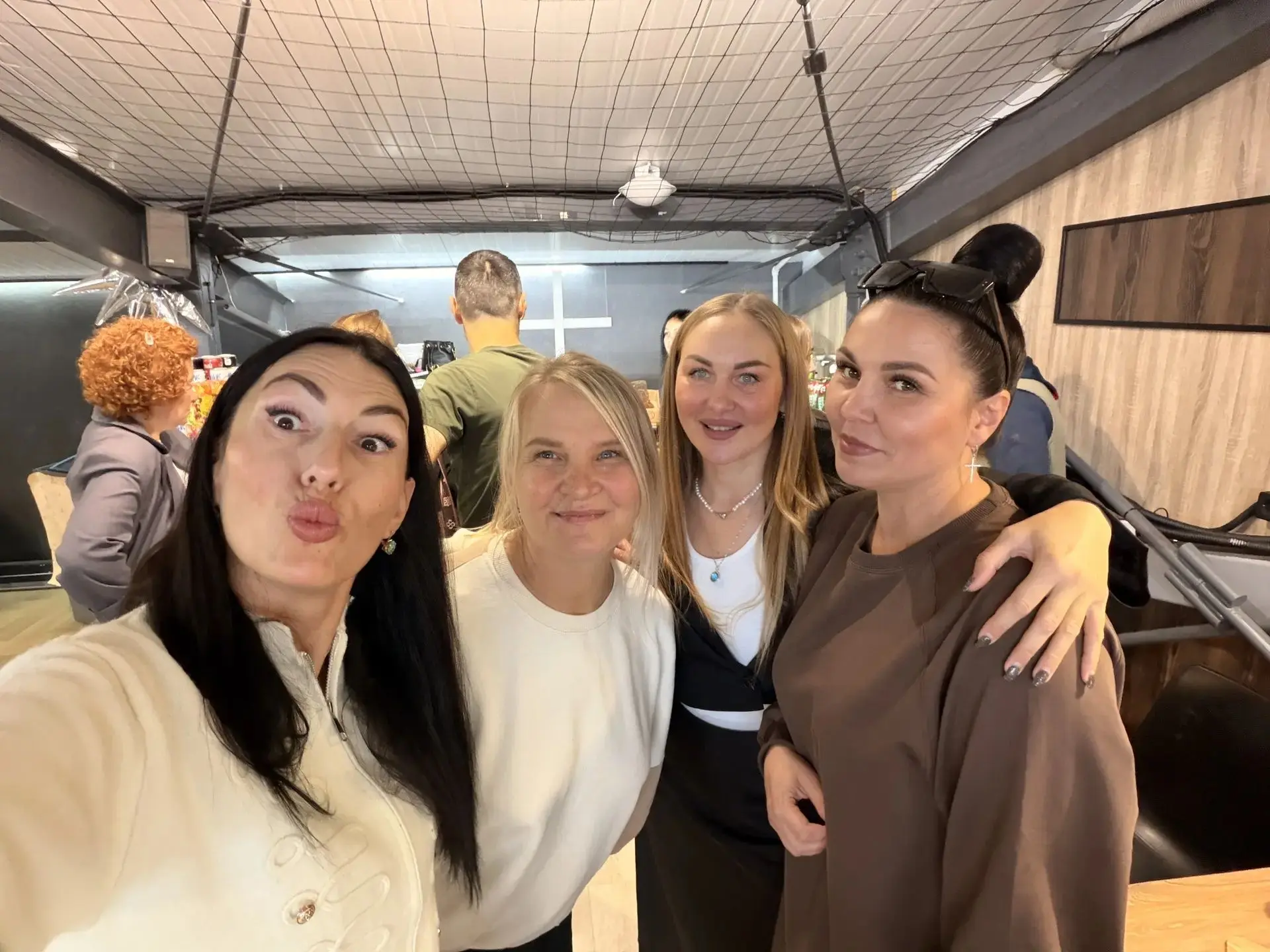 Воскресное служение..... Церковь 💒.... Сейчас вы будите задавать мне вопрос, а разве в...